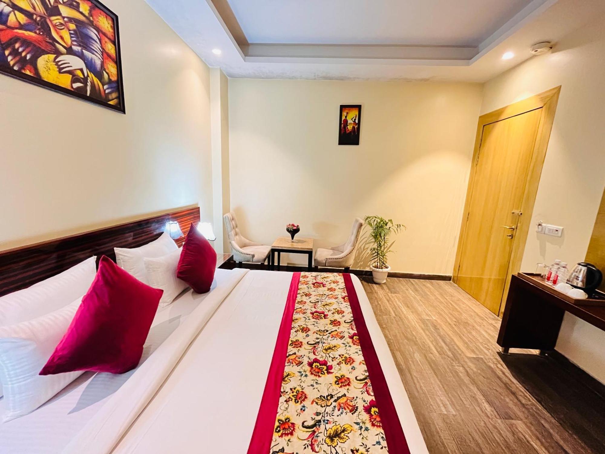 Hotel Banz Near Indira Gandhi Airport Delhi Yeni Delhi Dış mekan fotoğraf