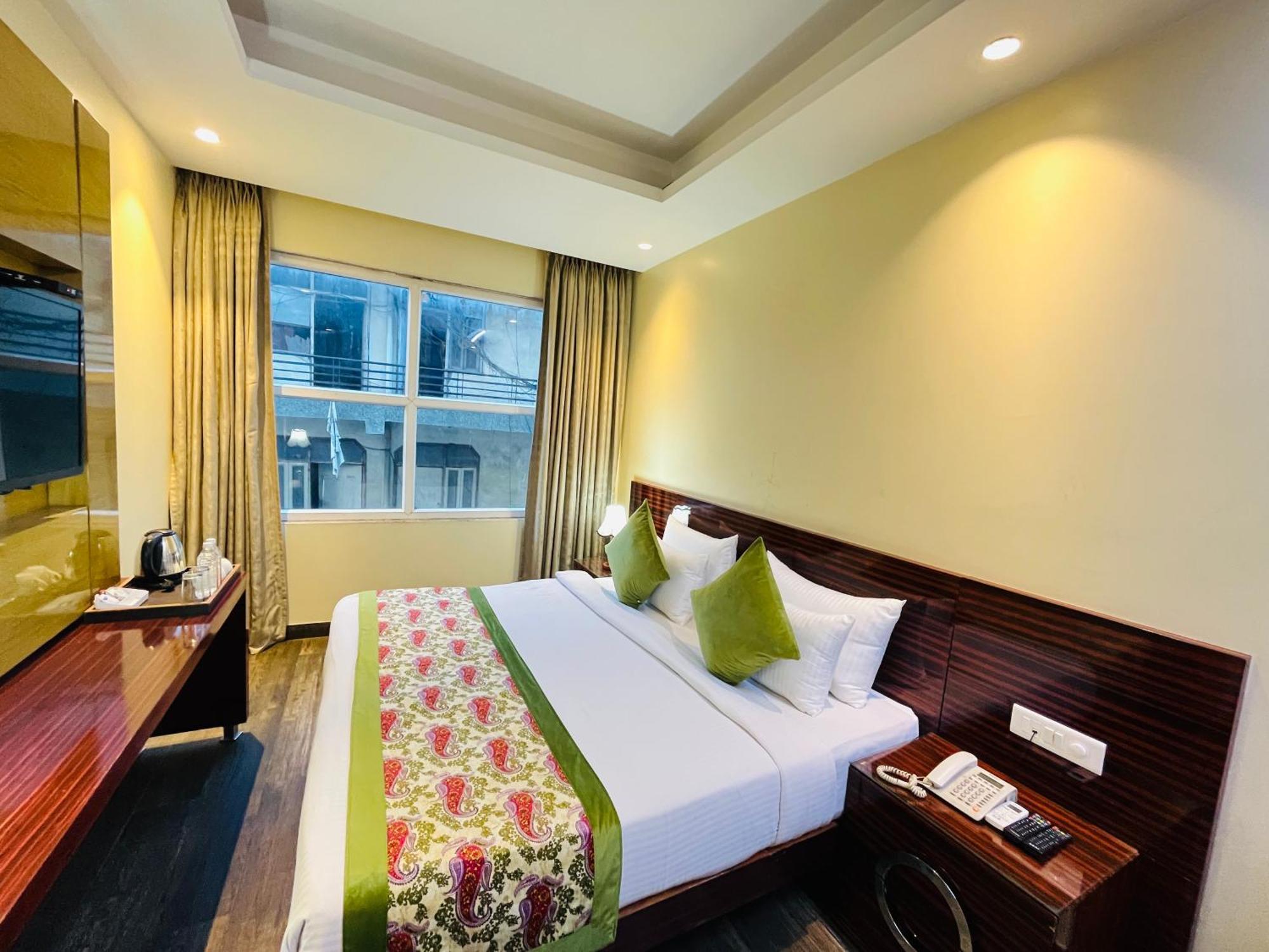 Hotel Banz Near Indira Gandhi Airport Delhi Yeni Delhi Dış mekan fotoğraf