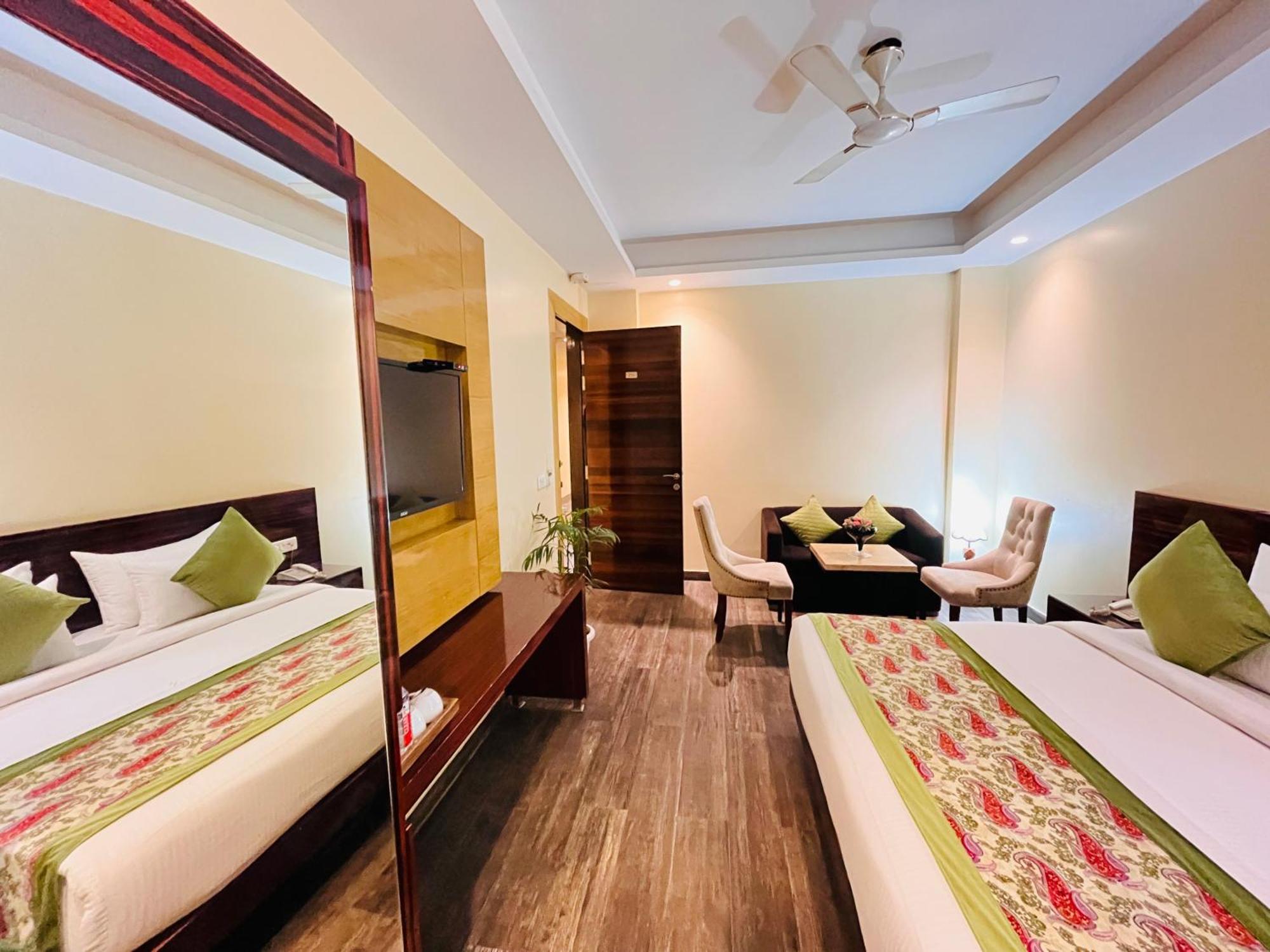 Hotel Banz Near Indira Gandhi Airport Delhi Yeni Delhi Dış mekan fotoğraf