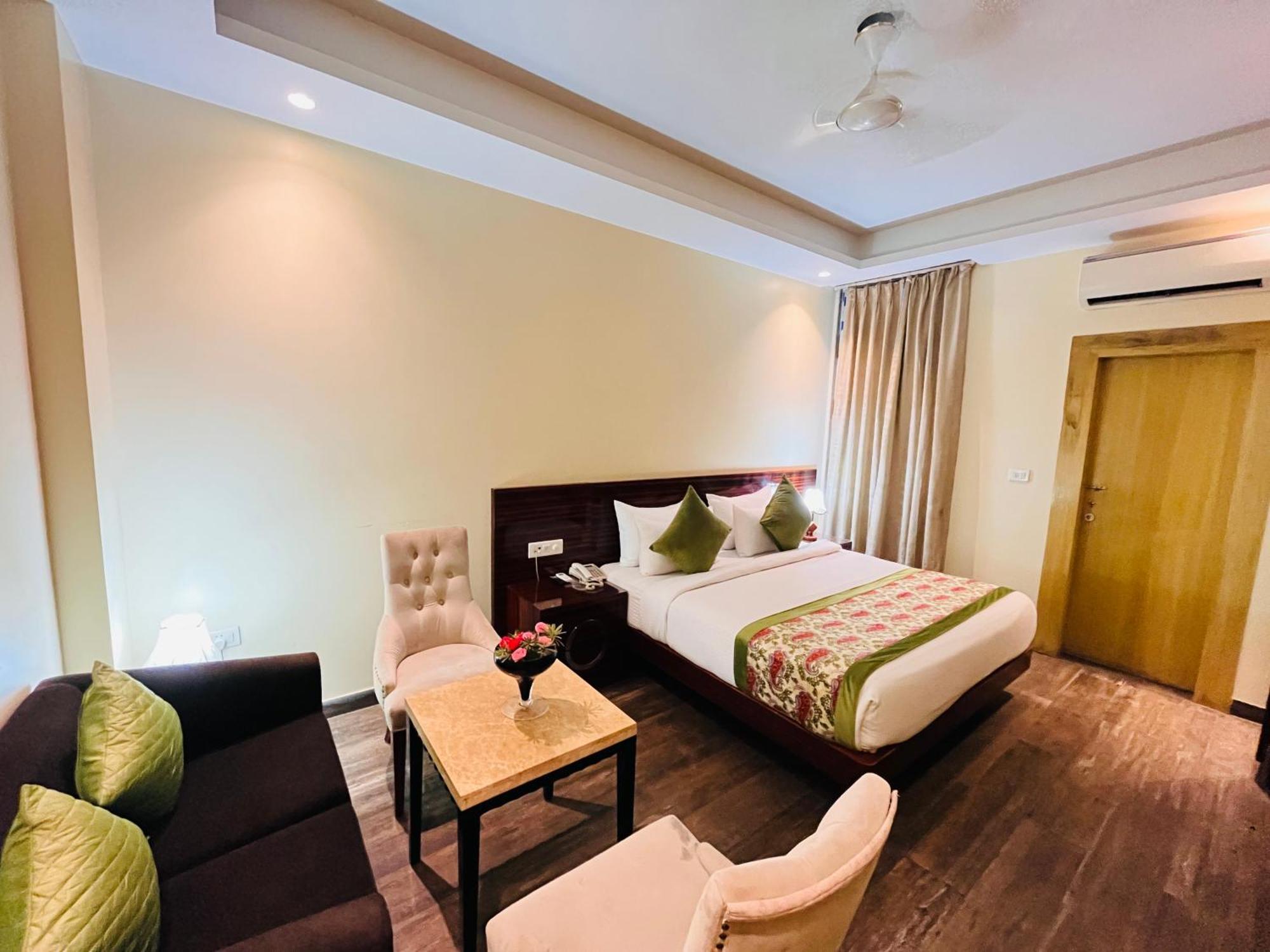 Hotel Banz Near Indira Gandhi Airport Delhi Yeni Delhi Dış mekan fotoğraf