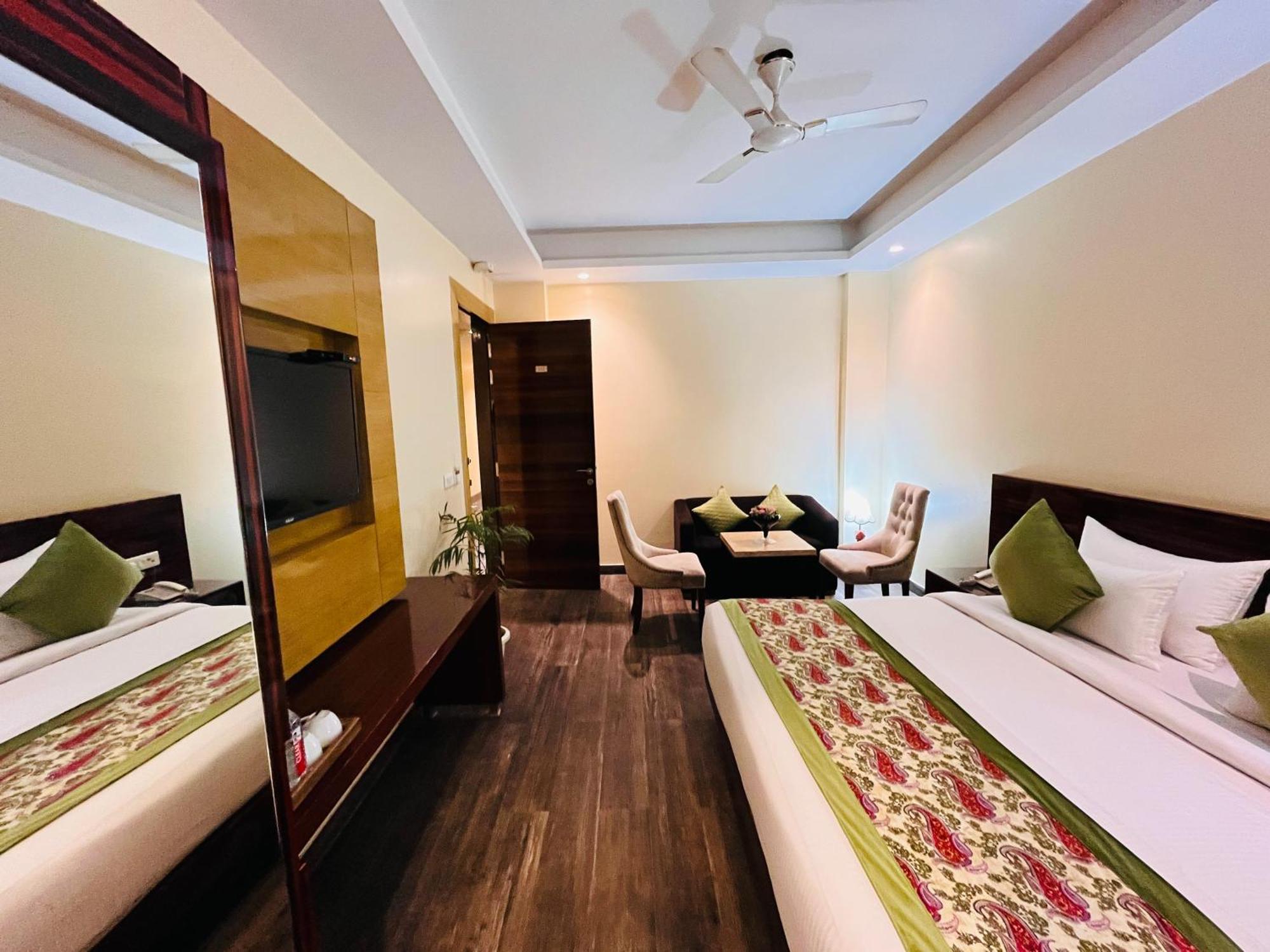 Hotel Banz Near Indira Gandhi Airport Delhi Yeni Delhi Dış mekan fotoğraf