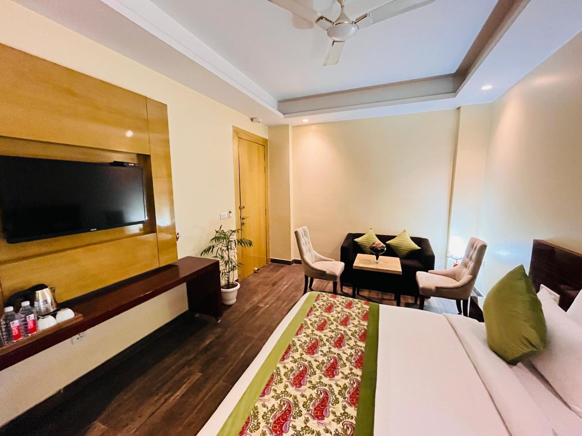 Hotel Banz Near Indira Gandhi Airport Delhi Yeni Delhi Dış mekan fotoğraf
