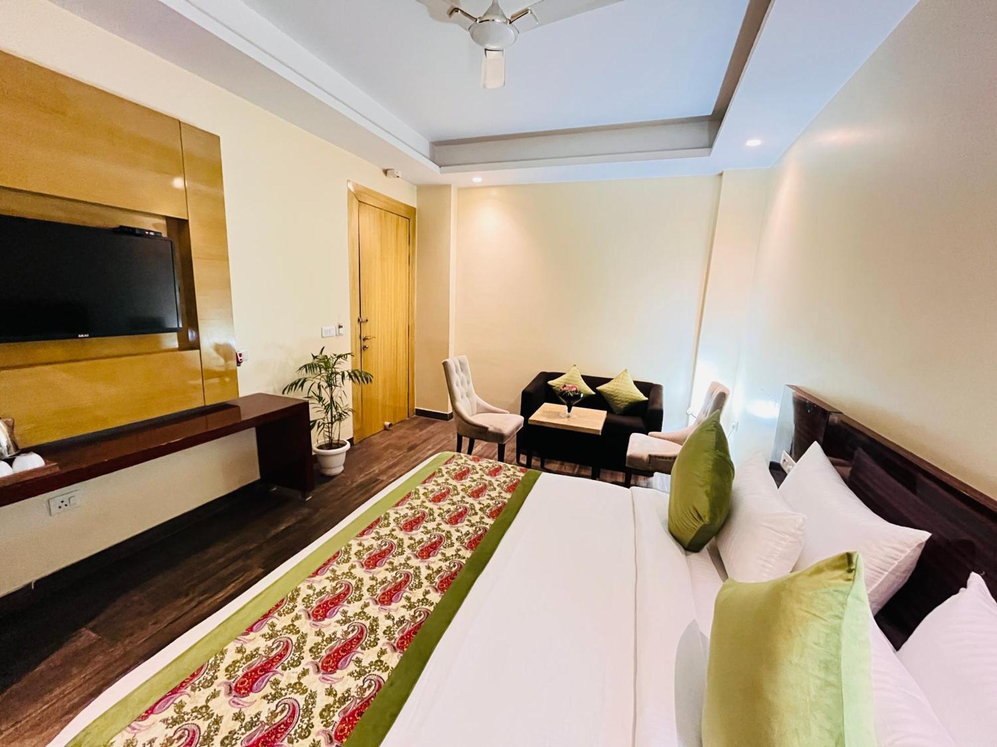 Hotel Banz Near Indira Gandhi Airport Delhi Yeni Delhi Dış mekan fotoğraf