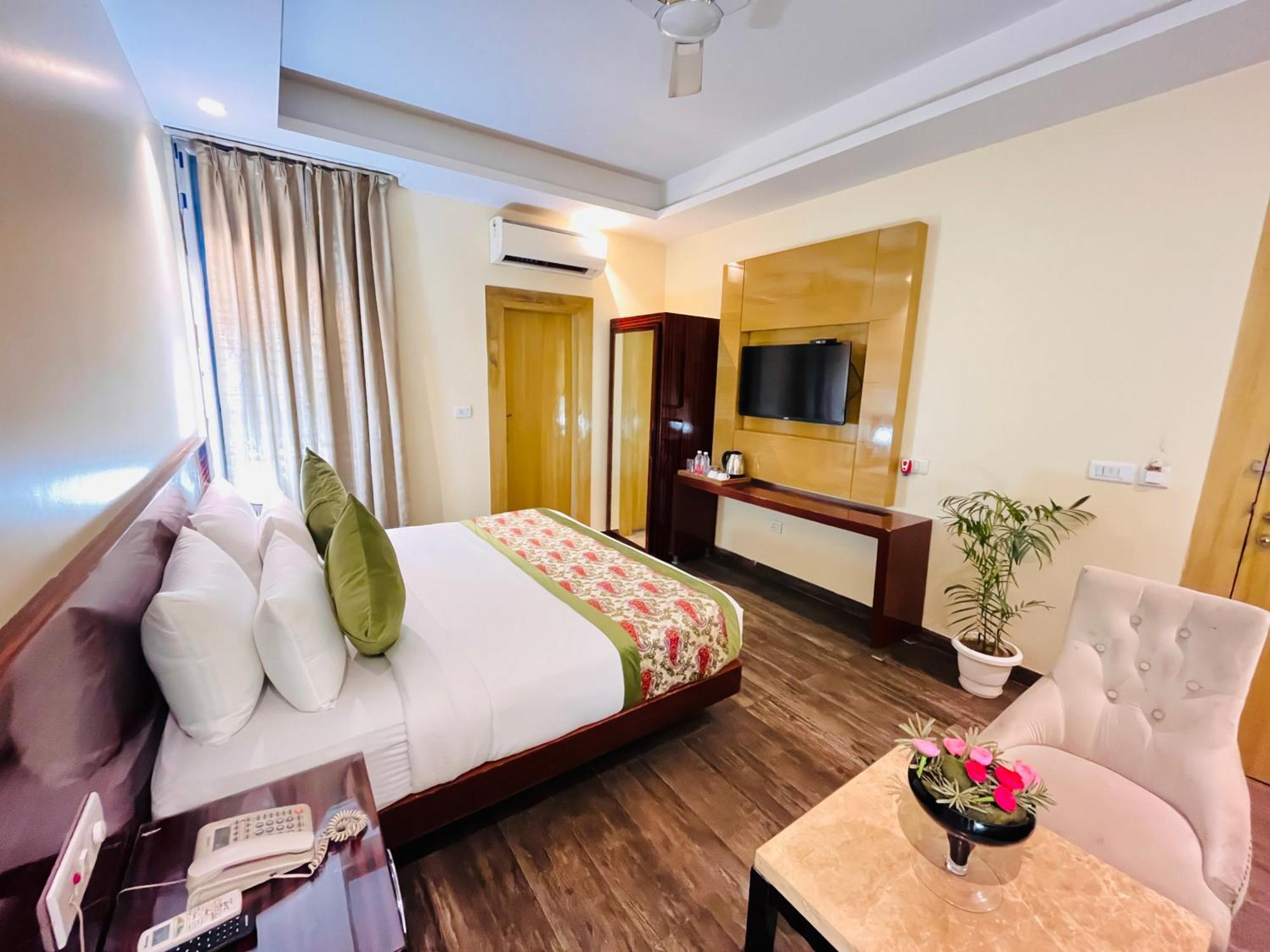 Hotel Banz Near Indira Gandhi Airport Delhi Yeni Delhi Dış mekan fotoğraf
