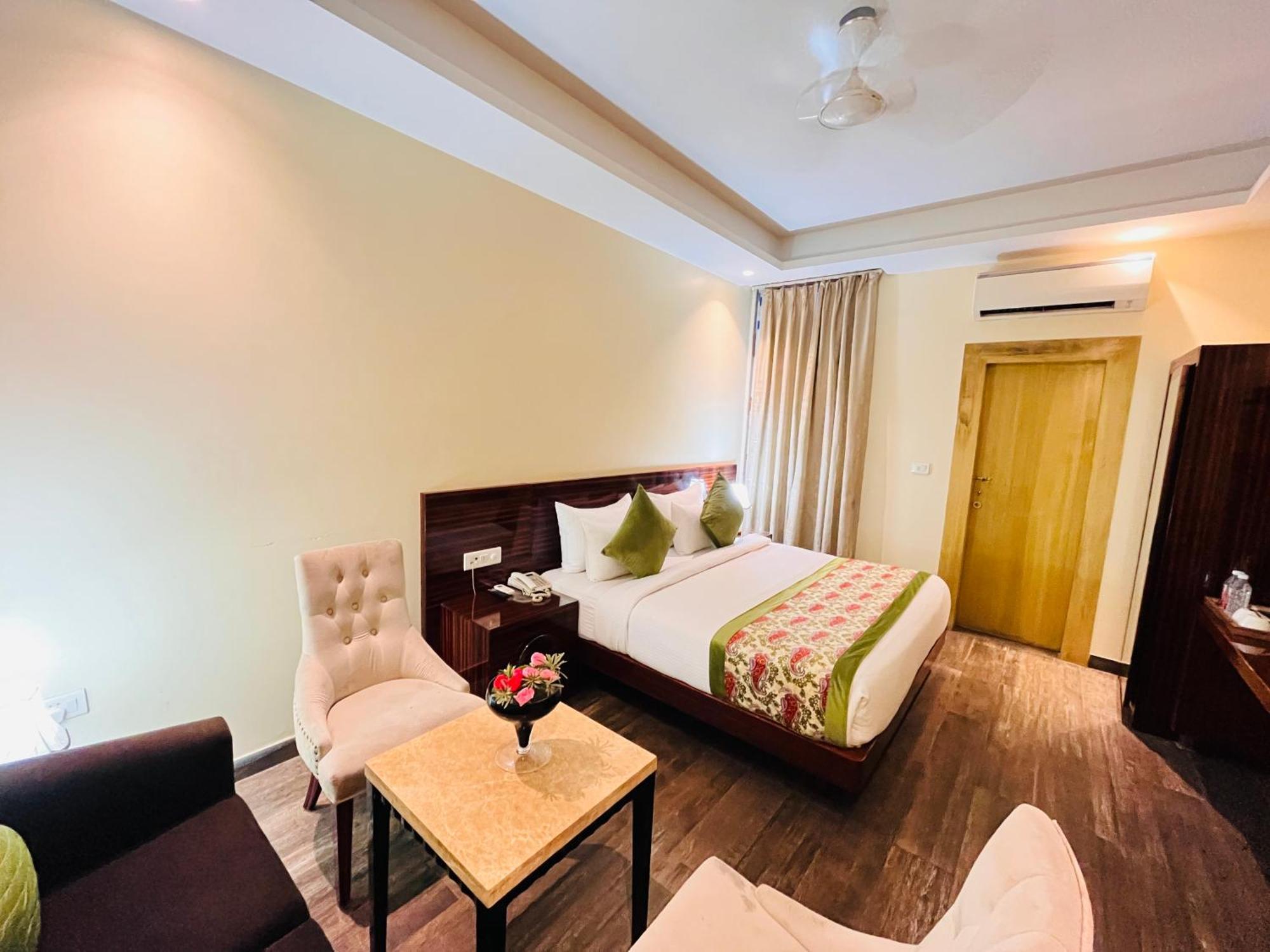 Hotel Banz Near Indira Gandhi Airport Delhi Yeni Delhi Dış mekan fotoğraf